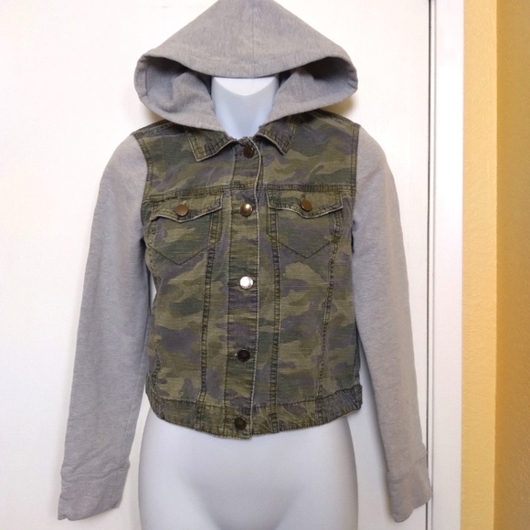 Tinseltown Denim Couture Camo Crop Jacket, XS - Picture 4 of 11
